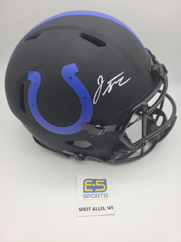 Jonathan Taylor Autographed Indianapolis Colts Flash Replica Full-Size  Football Helmet - Fanatics (White Ink)