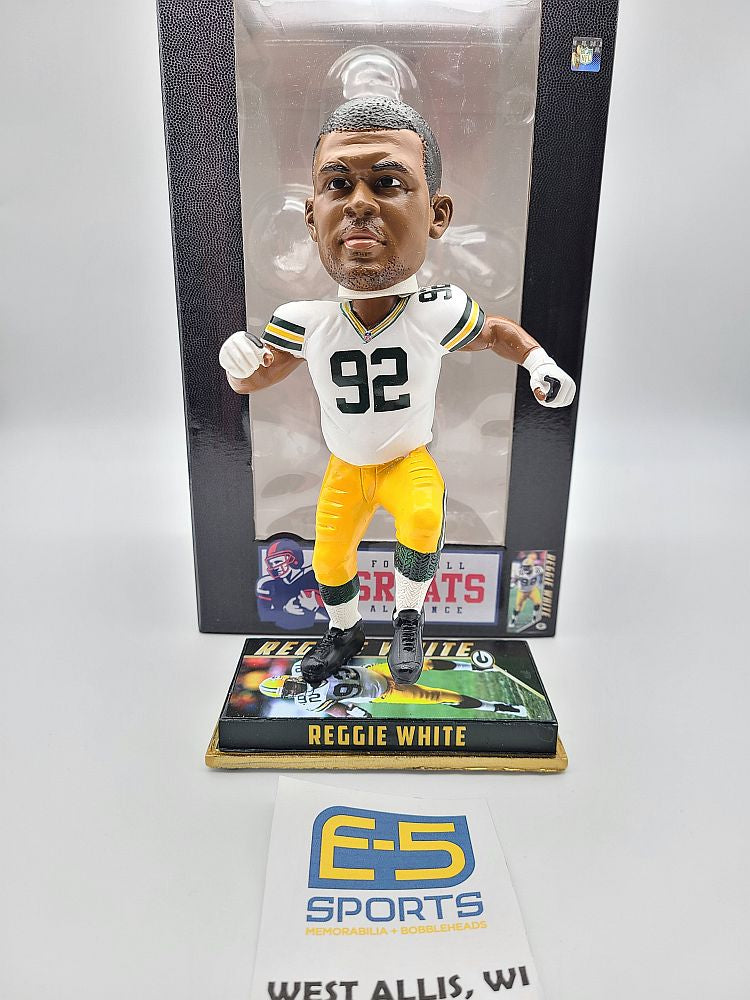 Buy Pop! Reggie White at Funko.